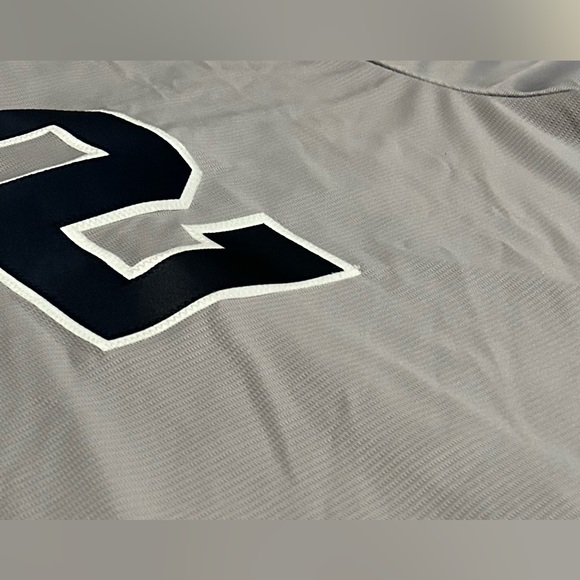 Nike Authentic New York Yankees Derek Jeter #2 Gray MLB Jersey Men’s Sz: XL - Picture 8 of 8